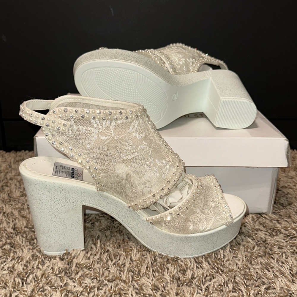 AYAKKABI TUTKUSU STİLO Bridal Wedge Heel, white & cream sparkle pearl wedge